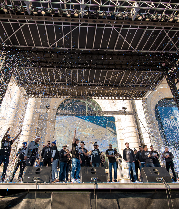 Kansas City Royals on X: #OTD in 2015 Parade day for the World Series  champions. 🥳 #AlwaysRoyal  / X